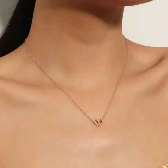 ⚠️Clearance Yellow Gold Heart Charm Necklace SS - Picture 1 of 4